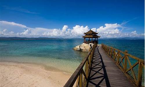 海南三亚旅游攻略必去景点温度_海南三亚旅游攻略自由行最佳线路