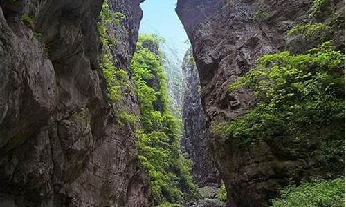 乐山旅游景点必去之处-乐山旅游攻略必去景点推荐最新